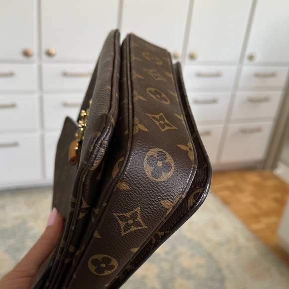 Louis Vuitton pouchette metis… great bag - Picture 12 of 12